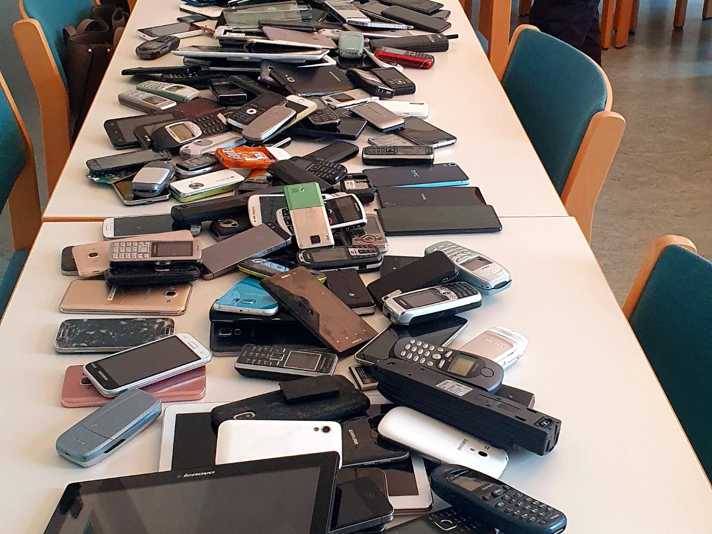 Sammelaktion für Handys erzielt großen Erfolg (c) Caritas Ansbach Sammelaktion für Handys erzielt großen Erfolg