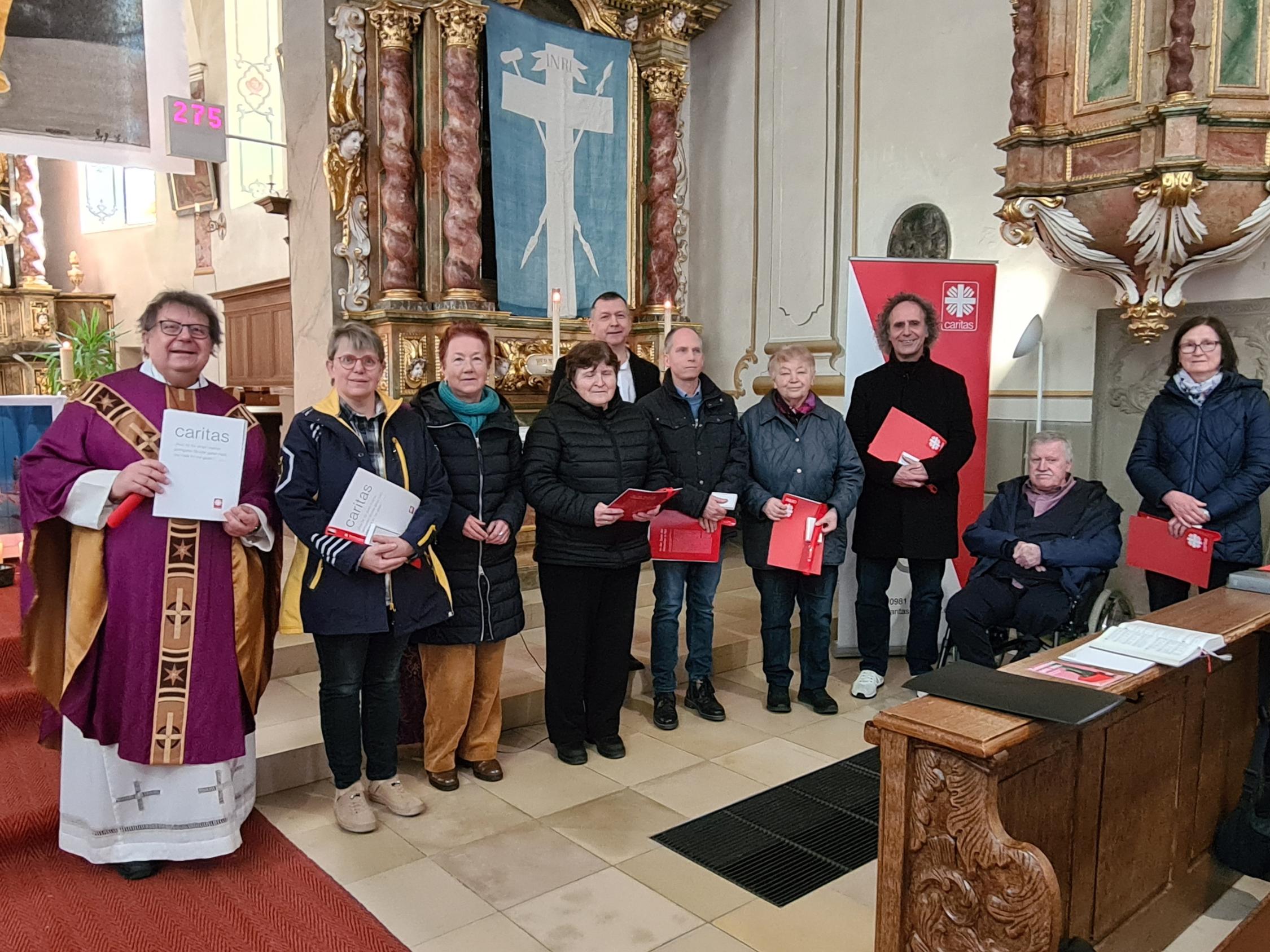 Die Geehrten beim Gottesdienst in Schillingsfürst (c) Margit Schwandt Die Geehrten beim Gottesdienst in Schillingsfürst